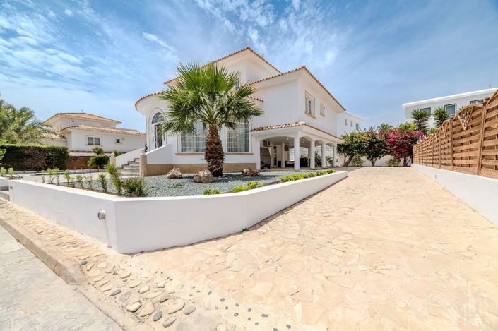 Image No.24-Villa de 4 chambres à vendre à Sotira