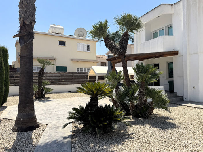 Image No.37-3 Bed Villa for sale