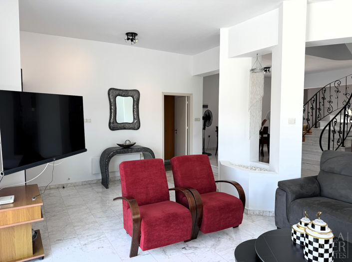 Image No.4-3 Bed Villa for sale