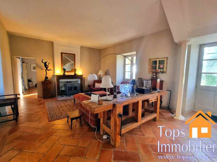 Image No.5-Propriété de 5 chambres à vendre à Vailhourles