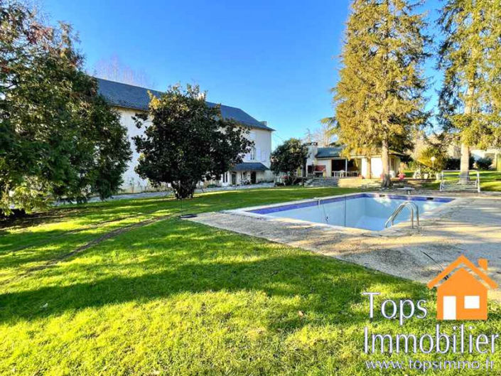 Image No.4-8 Bed Property for sale