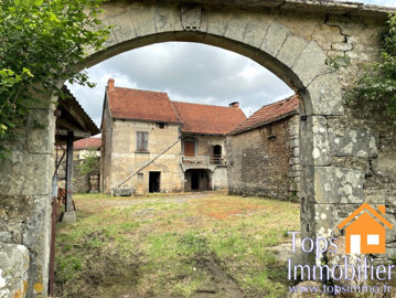 1 - Ginals, Property