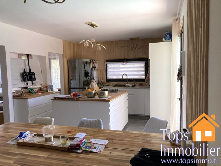 Image No.8-Propriété de 4 chambres à vendre à Parisot