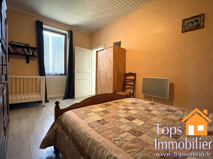 Image No.17-6 Bed House for sale