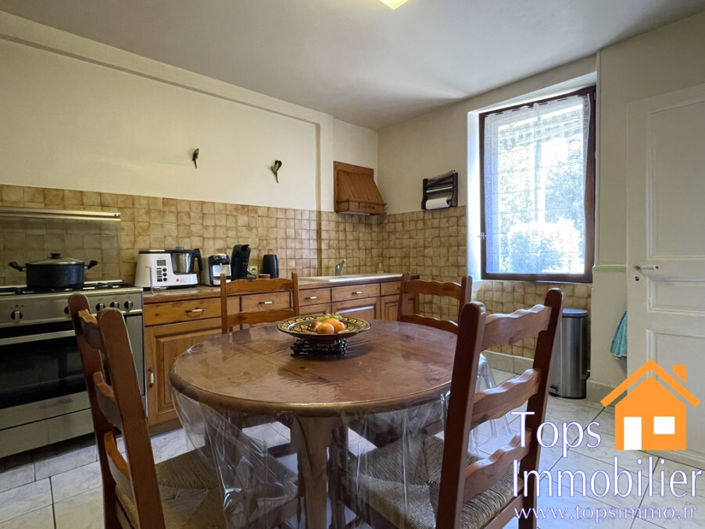 Image No.9-6 Bed House for sale