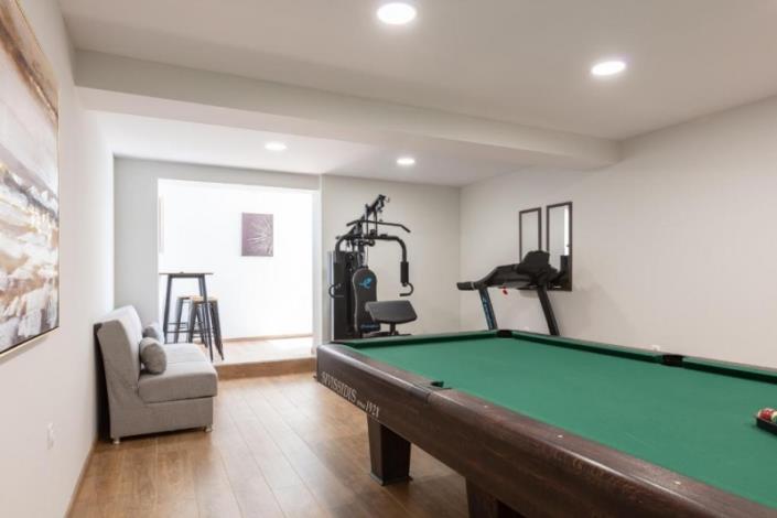 Image No.18-Villa de 5 chambres à vendre à Perama