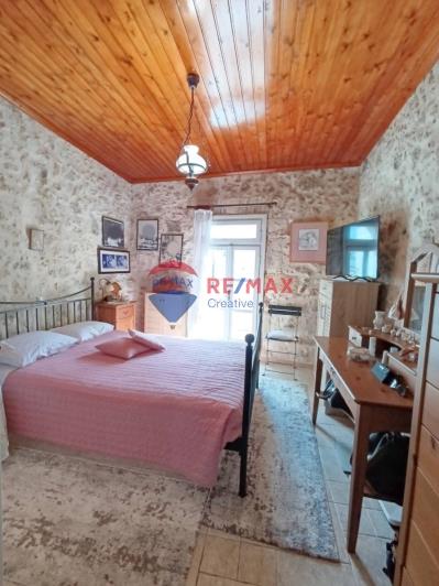 Image No.11-3 Bed Maisonette for sale