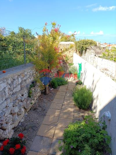 Image No.2-3 Bed Maisonette for sale