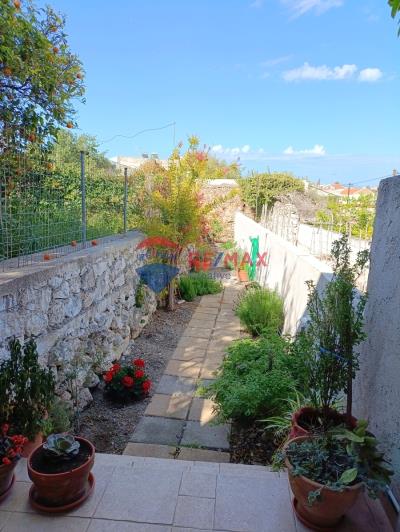 Image No.3-3 Bed Maisonette for sale