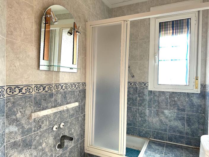 Image No.12-3 Bed Villa / Detached for sale