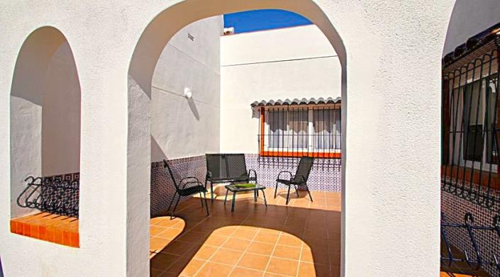 Image No.14-3 Bed Villa / Detached for sale