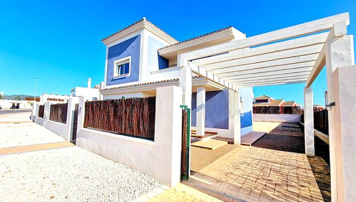 Image No.26-4 Bed Villa / Detached for sale