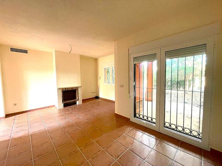 Image No.3-2 Bed Semi-Detached for sale