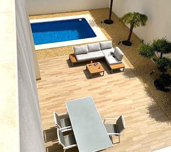 Image No.18-3 Bed Villa / Detached for sale