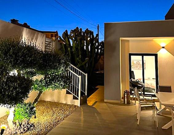 Image No.3-3 Bed Villa / Detached for sale