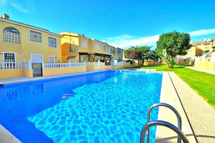 Image No.21-Maison de ville de 3 chambres à vendre à Villamartin