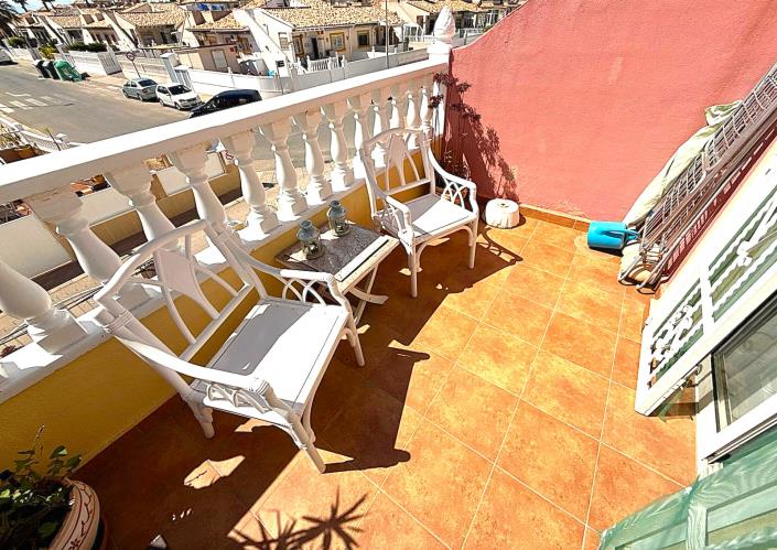 Image No.3-2 Bed Townhouse for sale