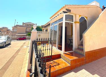 1 - Cabo Roig, Villa