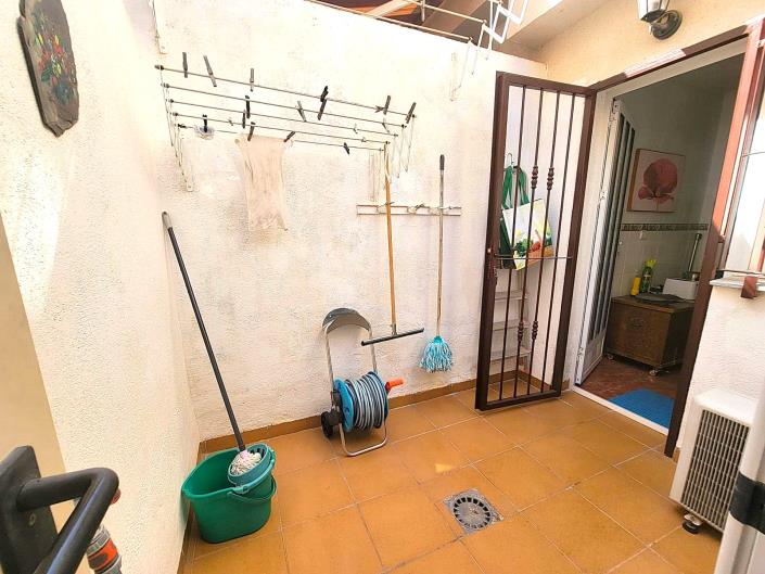 Image No.11-3 Bed Semi-Detached for sale