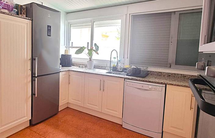 Image No.13-3 Bed Semi-Detached for sale