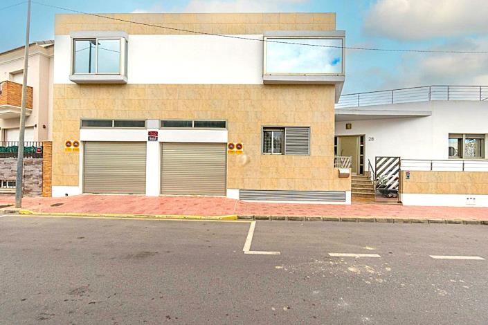 Image No.25-4 Bed Villa / Detached for sale