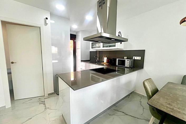 Image No.6-3 Bed Villa / Detached for sale