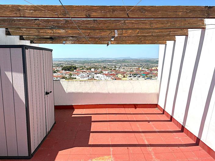 Image No.5-2 Bed Semi-Detached for sale