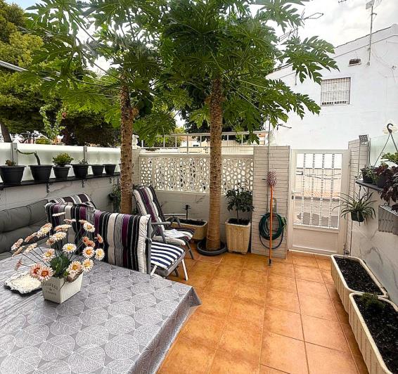 Image No.3-Maison de ville de 3 chambres à vendre à Torrevieja