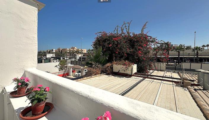 Image No.8-2 Bed Apartment for sale