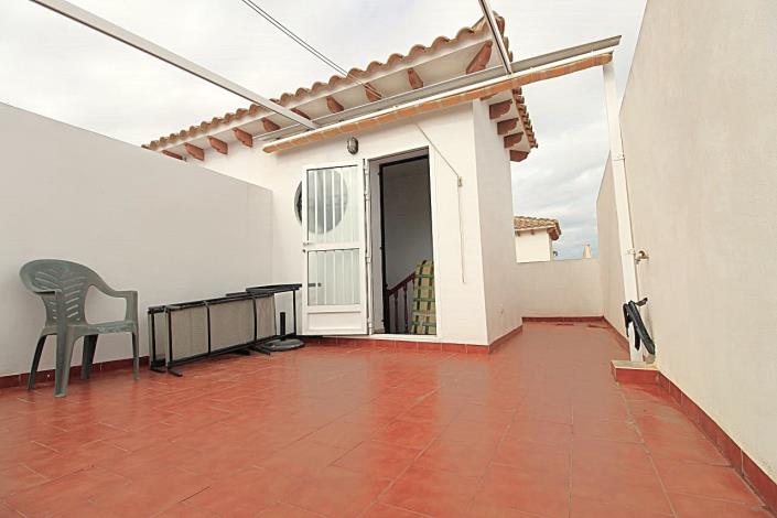 Image No.4-2 Bed Townhouse for sale