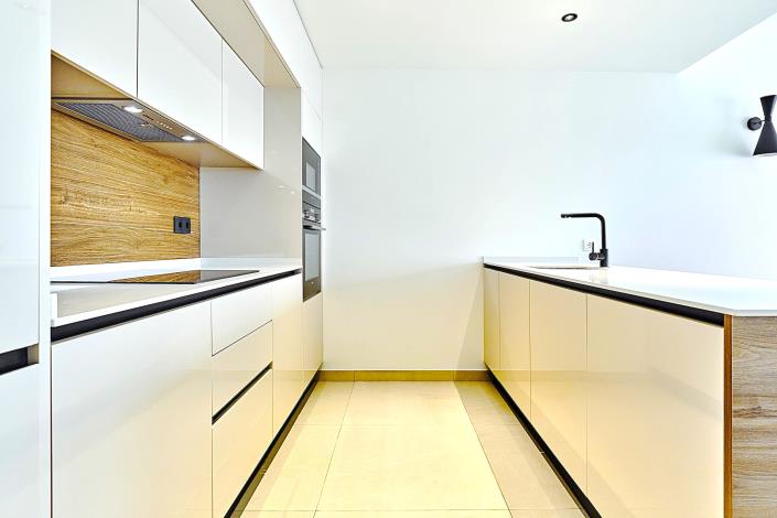 Image No.10-2 Bed Apartment for sale