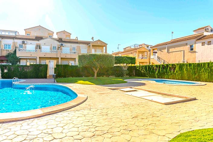 Image No.24-Maison de ville de 2 chambres à vendre à Torrevieja