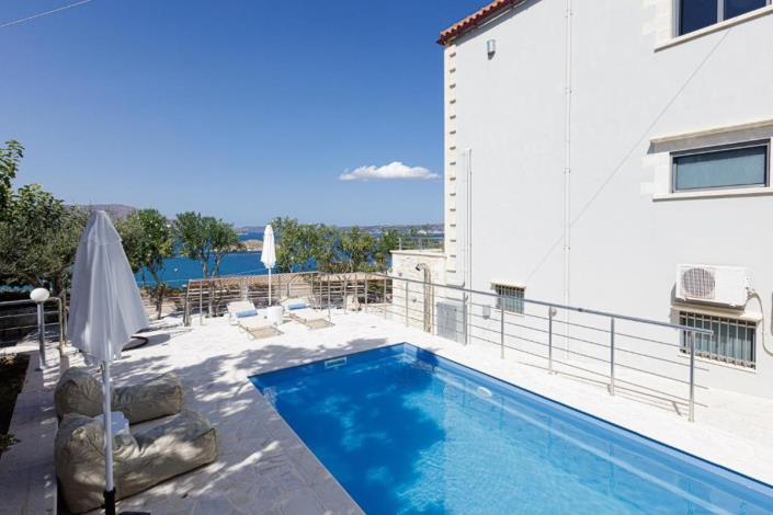 Image No.3-Maison / Villa de 4 chambres à vendre à Almyrida