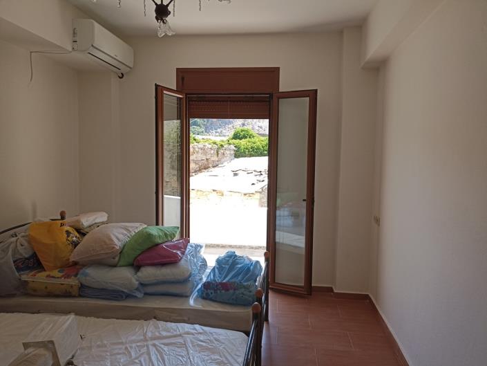 Image No.18-2 Bed House for sale