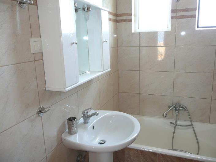 Image No.36-Maison / Villa de 3 chambres à vendre à Kambia