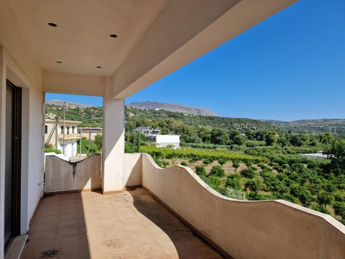 Image No.15-3 Bed House for sale