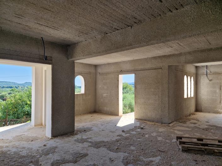 Image No.36-3 Bed House for sale