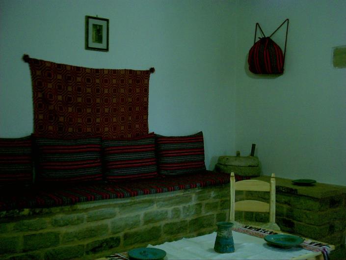 Image No.13-Maison de village de 2 chambres à vendre à Tzitzifes