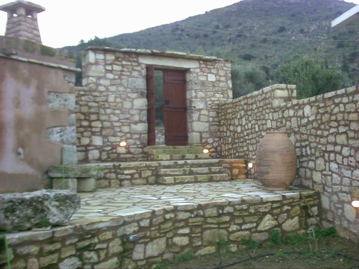 Image No.28-Maison de village de 2 chambres à vendre à Tzitzifes