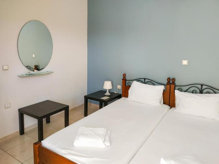 Image No.5-6 Bed Hotel for sale