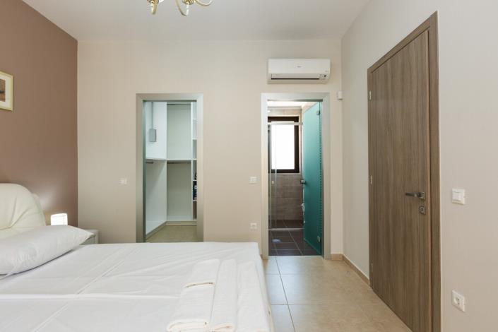 Image No.33-Villa / Détaché de 5 chambres à vendre à Almirida