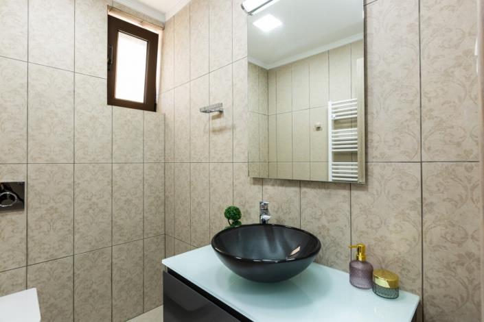 Image No.36-Villa / Détaché de 5 chambres à vendre à Almirida