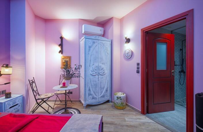 Image No.47-5 Bed Villa / Detached for sale