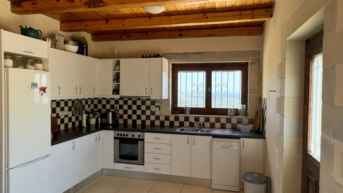 Image No.9-6 Bed Villa / Detached for sale