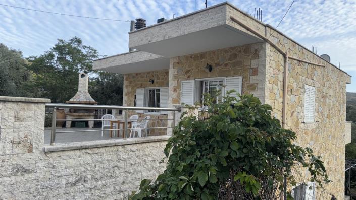 Image No.42-3 Bed House for sale