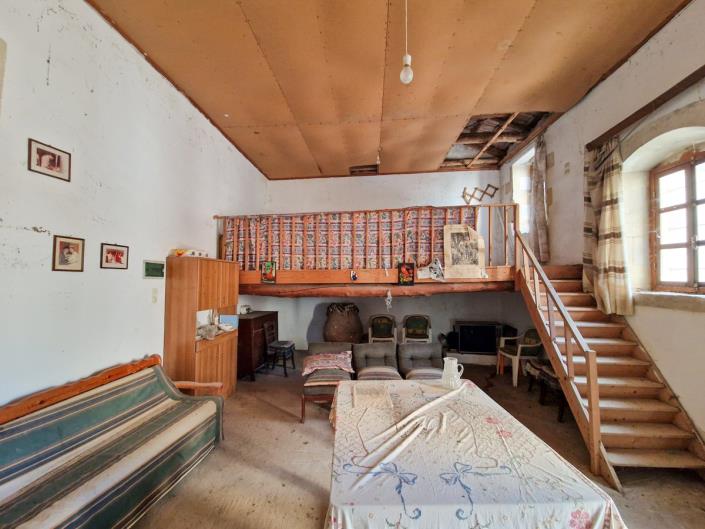 Image No.4-Maison de village de 1 chambre à vendre à Tzitzifes