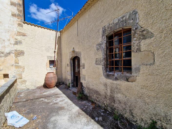 Image No.3-Maison de village de 1 chambre à vendre à Tzitzifes