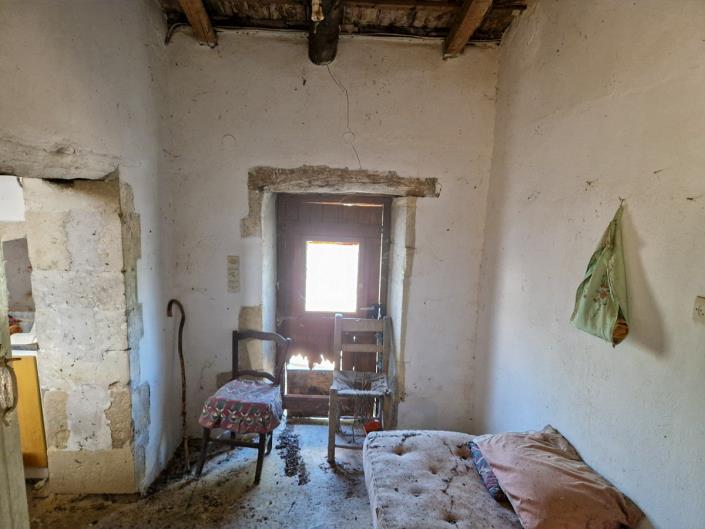 Image No.13-Maison de village de 1 chambre à vendre à Tzitzifes
