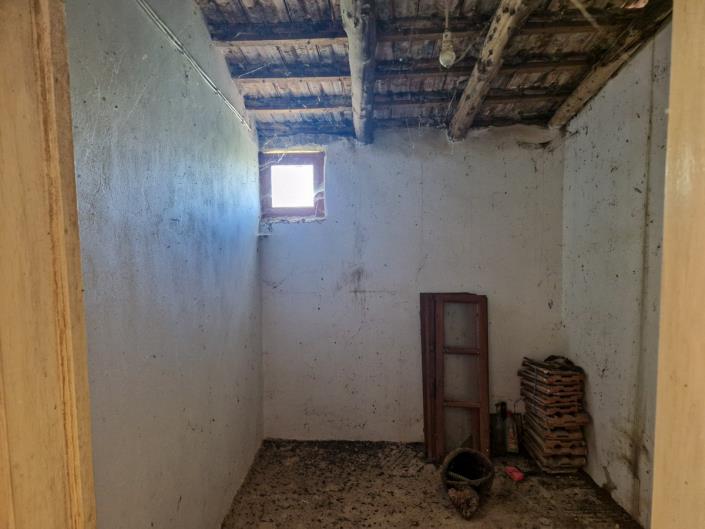 Image No.19-Maison de village de 1 chambre à vendre à Tzitzifes