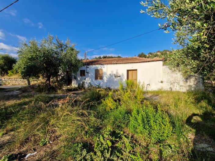 Image No.2-Maison de village de 1 chambre à vendre à Fres